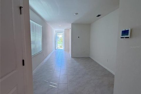 Casa en alquiler en Winter Haven, Florida, 3 dormitorios, 139.73 m2 № 1903180 - foto 13