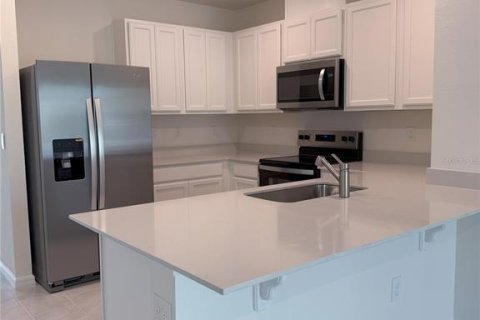 Casa en alquiler en Winter Haven, Florida, 3 dormitorios, 139.73 m2 № 1903180 - foto 5