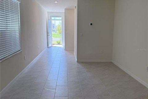 Casa en alquiler en Winter Haven, Florida, 3 dormitorios, 139.73 m2 № 1903180 - foto 6