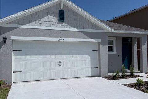 Casa en alquiler en Winter Haven, Florida, 3 dormitorios, 139.73 m2 № 1903180 - foto 1