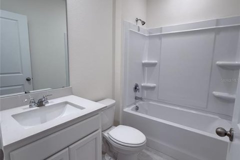 Casa en alquiler en Winter Haven, Florida, 3 dormitorios, 139.73 m2 № 1903180 - foto 7