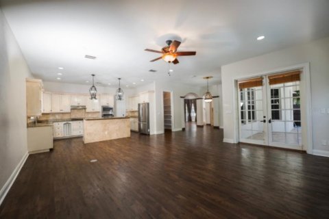 Villa ou maison à louer à Tampa, Floride: 4 chambres, 342.72 m2 № 2348413 - photo 15