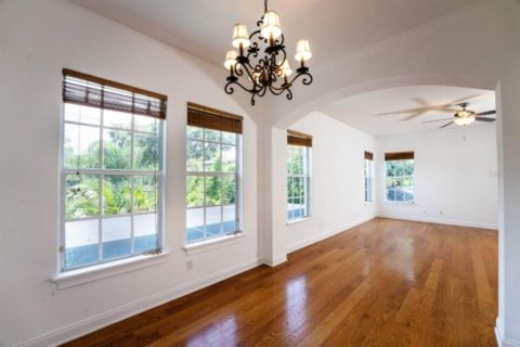 Villa ou maison à louer à Tampa, Floride: 4 chambres, 342.72 m2 № 2348413 - photo 26