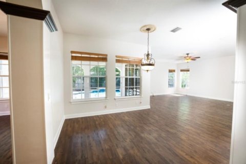 Villa ou maison à louer à Tampa, Floride: 4 chambres, 342.72 m2 № 2348413 - photo 14