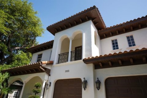 Villa ou maison à louer à Tampa, Floride: 4 chambres, 342.72 m2 № 2348413 - photo 5