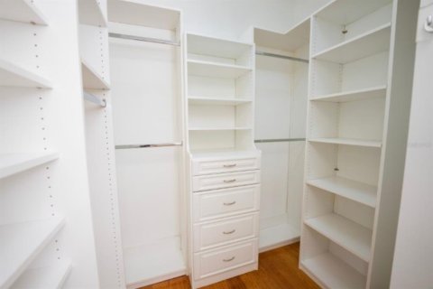 Villa ou maison à louer à Tampa, Floride: 4 chambres, 342.72 m2 № 2348413 - photo 29