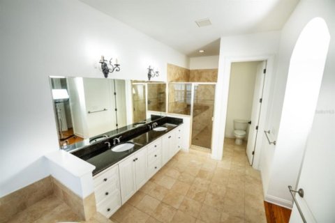 Villa ou maison à louer à Tampa, Floride: 4 chambres, 342.72 m2 № 2348413 - photo 27