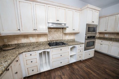 Villa ou maison à louer à Tampa, Floride: 4 chambres, 342.72 m2 № 2348413 - photo 19
