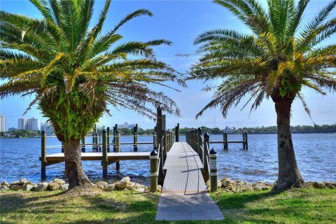 Villa ou maison à vendre à Daytona Beach, Floride: 3 chambres, 197.32 m2 № 1561680 - photo 3
