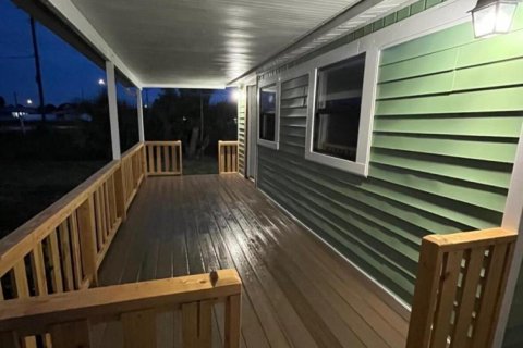 House in Cocoa, Florida 2 bedrooms, 57.97 sq.m. № 2177044 - photo 11
