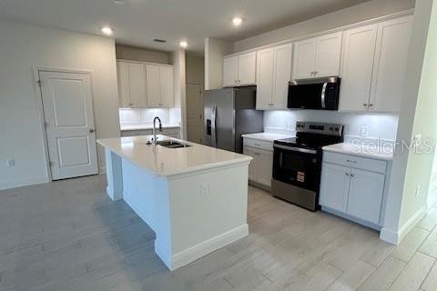 House in Port Charlotte, Florida 3 bedrooms, 189.89 sq.m. № 2237443 - photo 6