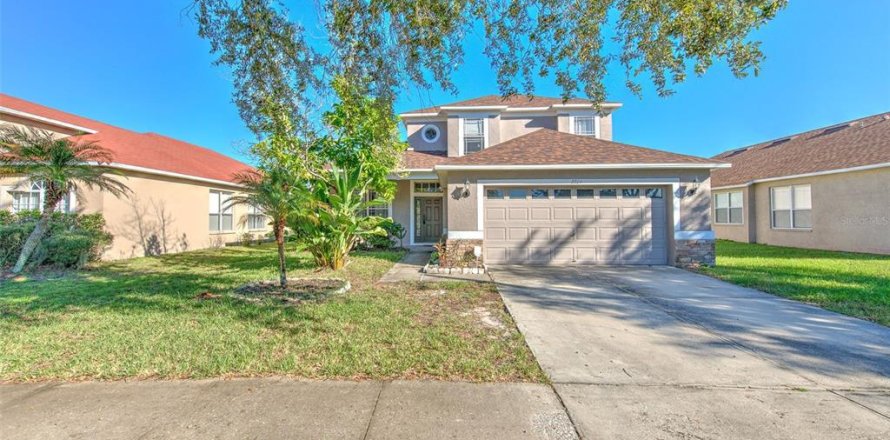 House in Riverview, Florida 4 bedrooms, 259.38 sq.m. № 2420141