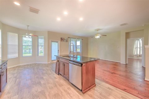 House in Riverview, Florida 4 bedrooms, 259.38 sq.m. № 2420141 - photo 22