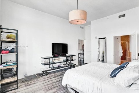 Condominio en alquiler en North Bay Village, Florida, 2 dormitorios, 113.62 m2 № 2009247 - foto 20