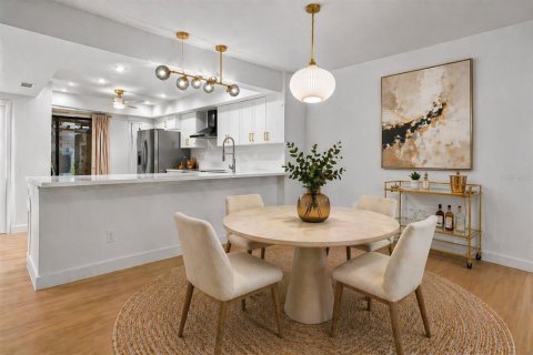 Copropriété à vendre à Altamonte Springs, Floride: 2 chambres, 124.49 m2 № 2152078 - photo 8
