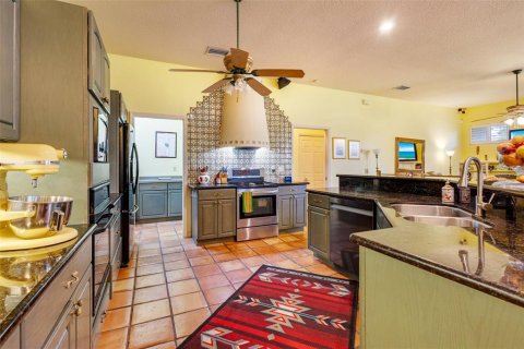 House in Sarasota, Florida 3 bedrooms, 281.49 sq.m. № 1723666 - photo 17