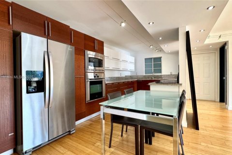 Condominio en alquiler en Miami Beach, Florida, 2 dormitorios, 91.79 m2 № 1896304 - foto 9