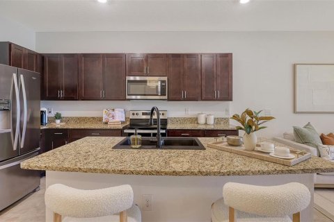Touwnhouse à vendre à Sarasota, Floride: 3 chambres, 160.16 m2 № 1526891 - photo 11