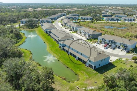 Touwnhouse à vendre à Sarasota, Floride: 3 chambres, 160.16 m2 № 1526891 - photo 3