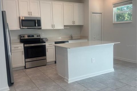 Townhouse in Kissimmee, Florida 3 bedrooms, 169.08 sq.m. № 2232068 - photo 6