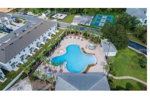 Townhouse in Kissimmee, Florida 3 bedrooms, 169.08 sq.m. № 2232068 - photo 17