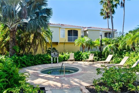 Condo in Sarasota, Florida, 2 bedrooms  № 1914031 - photo 21