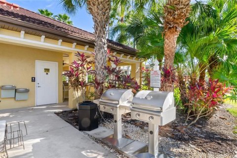 Condo in Sarasota, Florida, 2 bedrooms  № 1914031 - photo 19