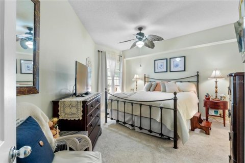 Condo in Sarasota, Florida, 2 bedrooms  № 1914031 - photo 13