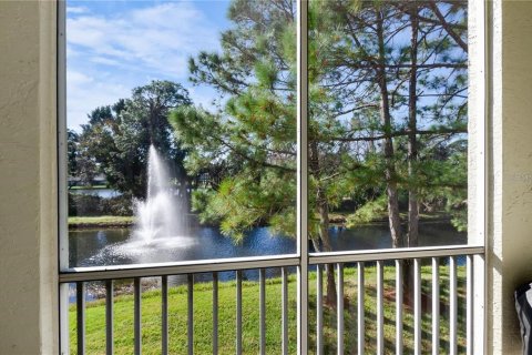 Condo in Sarasota, Florida, 2 bedrooms  № 1914031 - photo 12