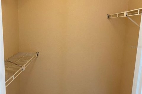 Condo in Orlando, Florida, 2 bedrooms  № 2098620 - photo 28