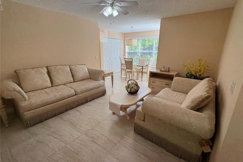 Condo in Orlando, Florida, 2 bedrooms  № 2098620 - photo 4