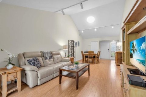 Condominio en alquiler en Sarasota, Florida, 1 dormitorio, 77.02 m2 № 1828435 - foto 4
