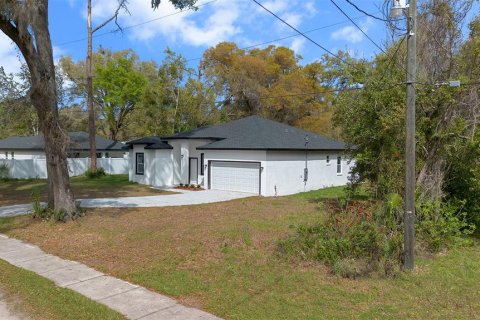 Villa ou maison à vendre à Ocala, Floride: 3 chambres, 176.51 m2 № 2150894 - photo 2
