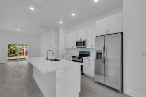 Villa ou maison à vendre à Ocala, Floride: 3 chambres, 176.51 m2 № 2150894 - photo 4