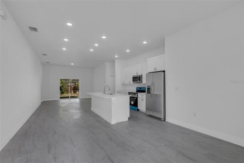 Villa ou maison à vendre à Ocala, Floride: 3 chambres, 176.51 m2 № 2150894 - photo 3