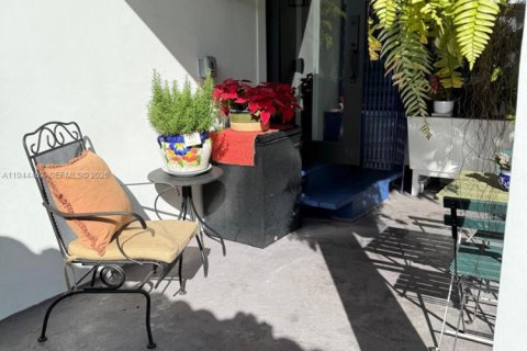 Touwnhouse à louer à Miami, Floride: 1 chambre № 2001333 - photo 3
