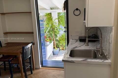 Touwnhouse à louer à Miami, Floride: 1 chambre № 2001333 - photo 5