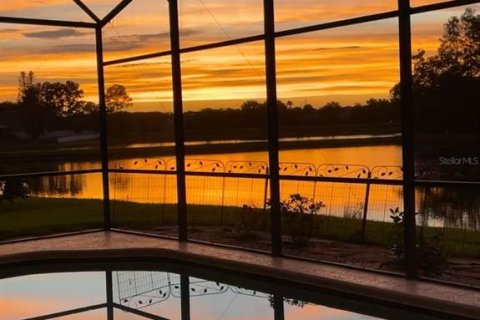 Casa en venta en Orlando, Florida, 4 dormitorios, 203.27 m2 № 2363340 - foto 27