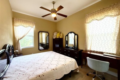 Casa en venta en Orlando, Florida, 4 dormitorios, 203.27 m2 № 2363340 - foto 18
