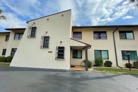 Condo à Cape Coral, Floride, 2 chambres  № 2135344
