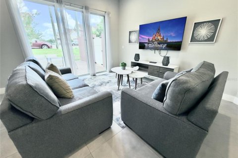 Townhouse in Kissimmee, Florida 5 bedrooms, 201.51 sq.m. № 2143162 - photo 11