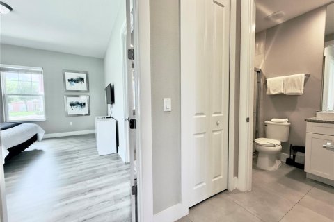 Townhouse in Kissimmee, Florida 5 bedrooms, 201.51 sq.m. № 2143162 - photo 21