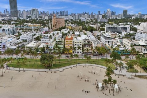 Condo in Miami Beach, Florida, 1 bedroom  № 1823504 - photo 5