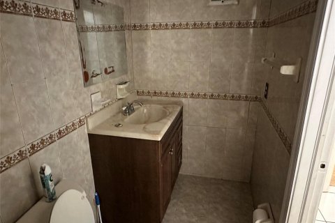 Condo in Sunrise, Florida, 2 bedrooms  № 2170009 - photo 18