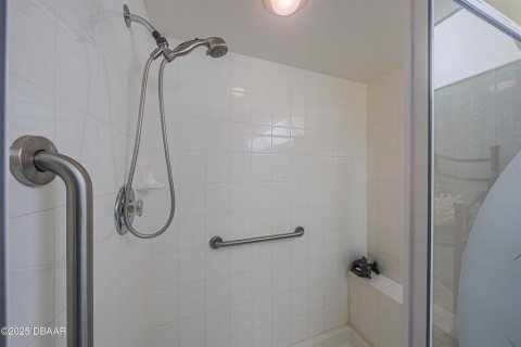 Condo in Ponce Inlet, Florida, 3 bedrooms  № 1775477 - photo 23