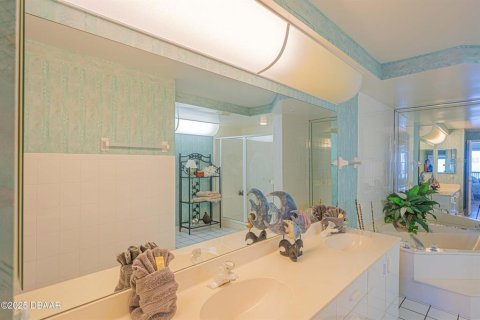Condo in Ponce Inlet, Florida, 3 bedrooms  № 1775477 - photo 16