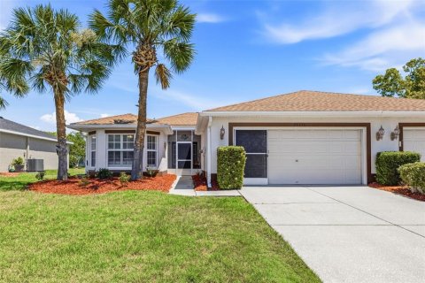 House in San Antonio, Florida 3 bedrooms, 125.88 sq.m. № 2220162