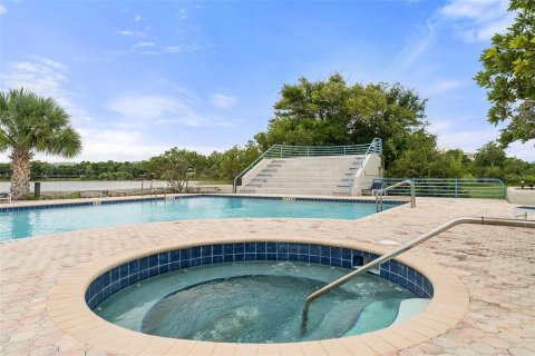 Condo in Maitland, Florida, 2 bedrooms  № 2157421 - photo 27
