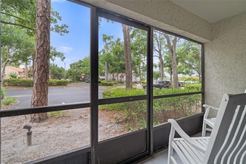 Condo in Maitland, Florida, 2 bedrooms  № 2157421 - photo 22