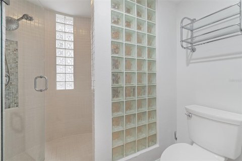 Condo in Maitland, Florida, 2 bedrooms  № 2157421 - photo 18